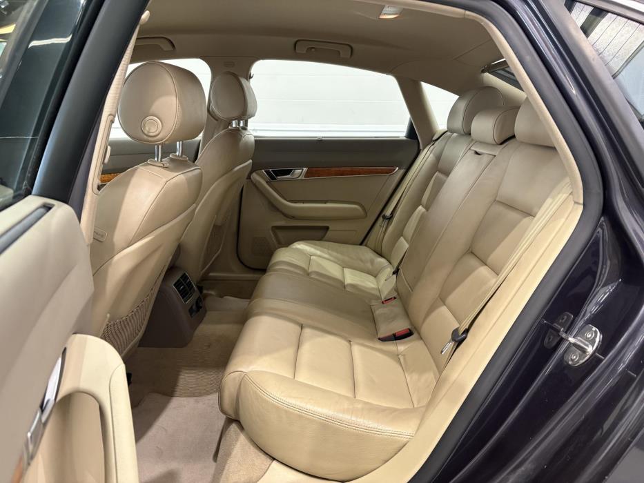 AUDI A6 2004