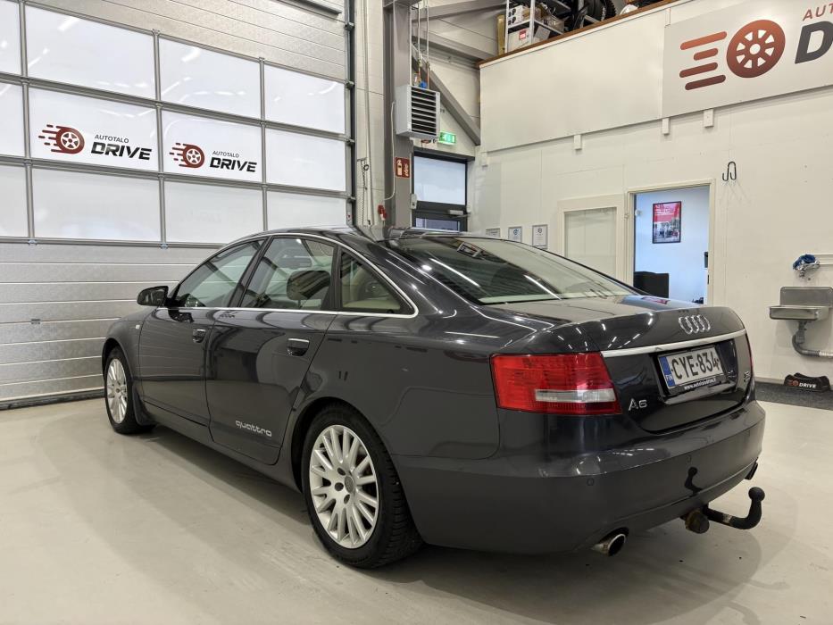 AUDI A6 2004