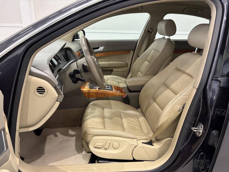 AUDI A6 2004
