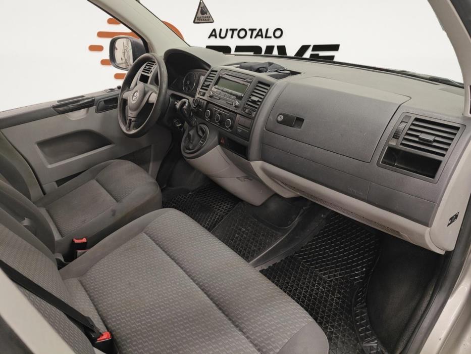VOLKSWAGEN Transporter 2011