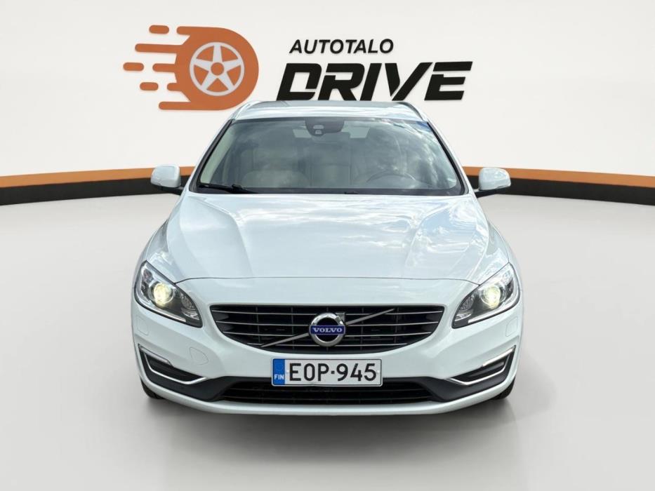 VOLVO V60 2017