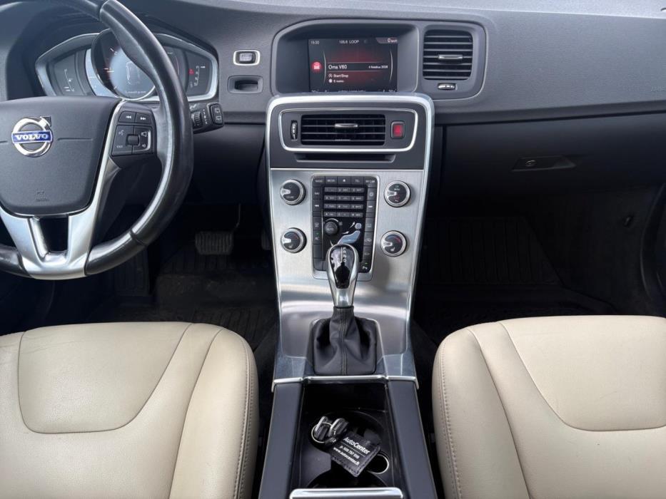 VOLVO V60 2017