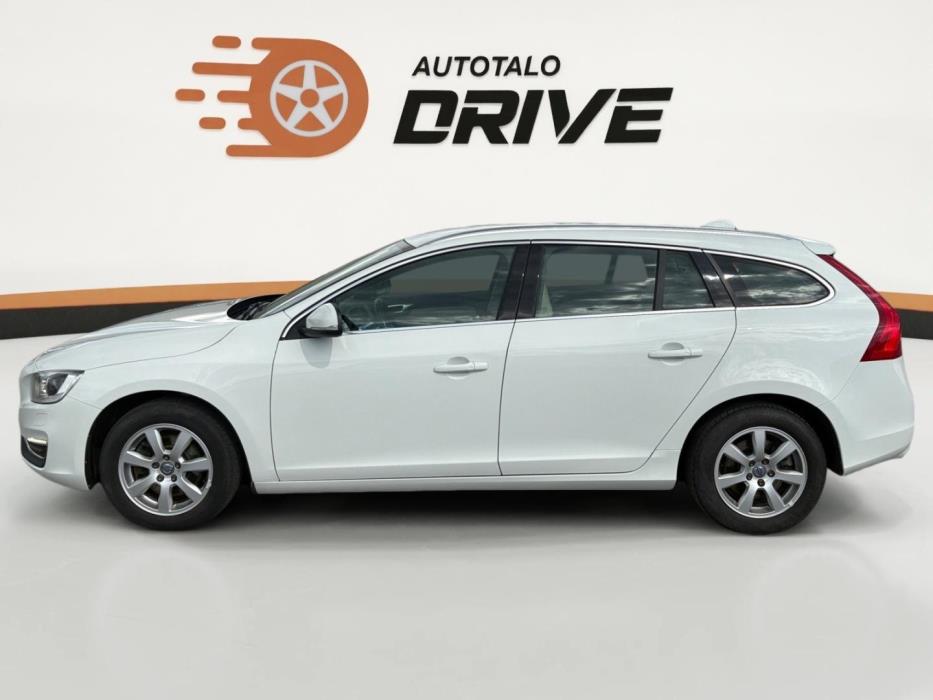 VOLVO V60 2017