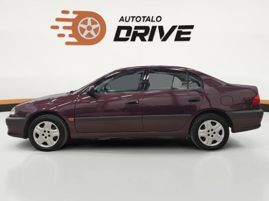 TOYOTA Avensis 2001