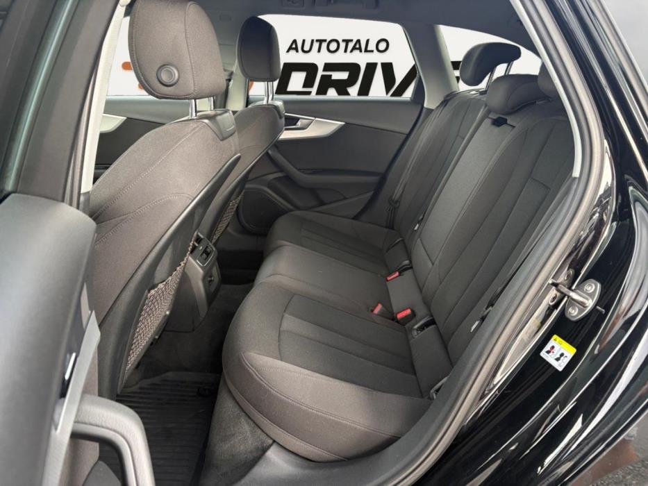 AUDI A4 2016