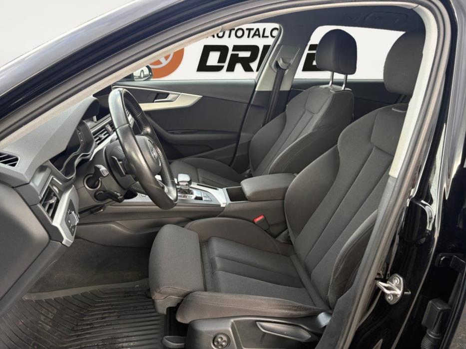AUDI A4 2016