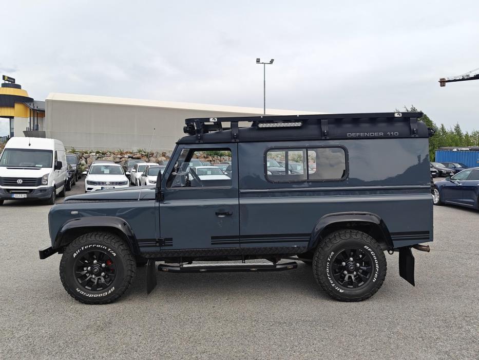 LAND ROVER Defender 2003