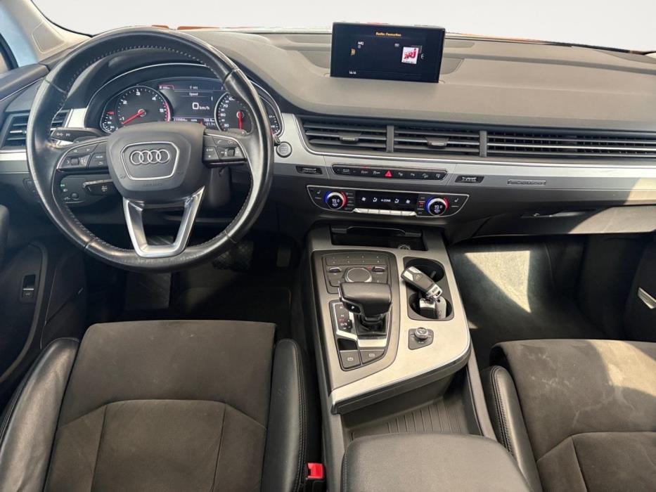 AUDI Q7 2017
