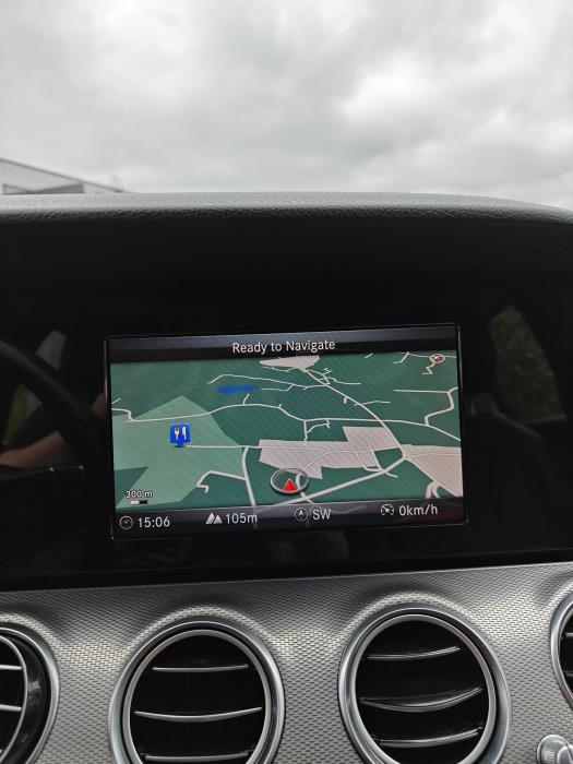 MERCEDES-BENZ E 2017