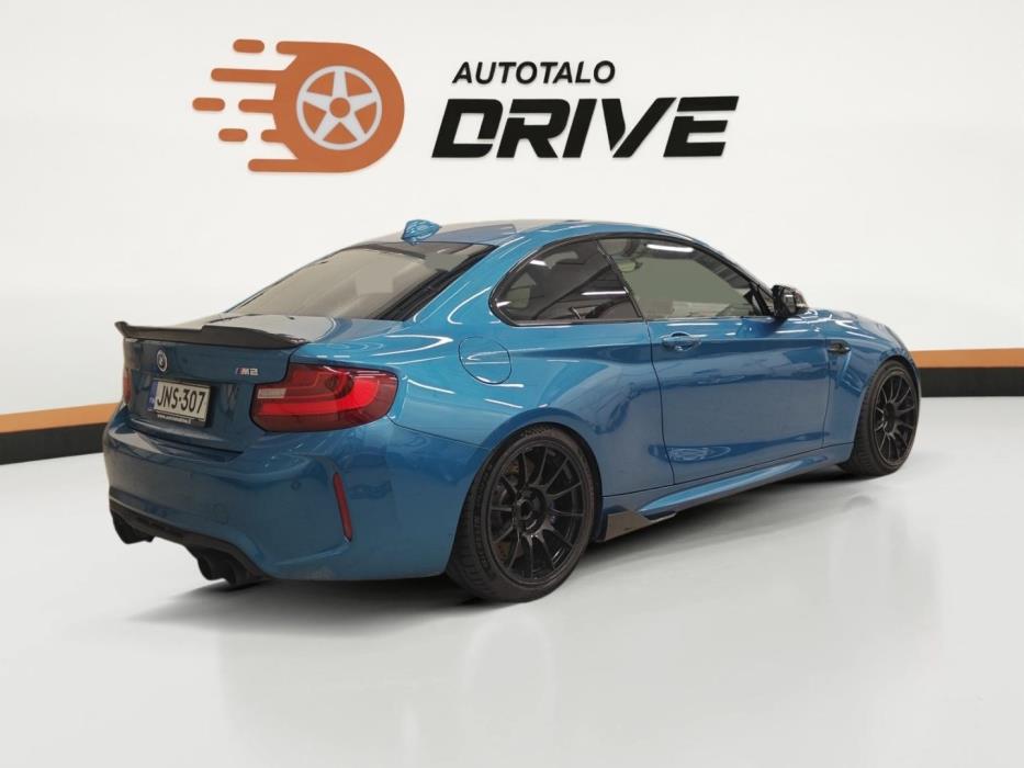 BMW M2 2017