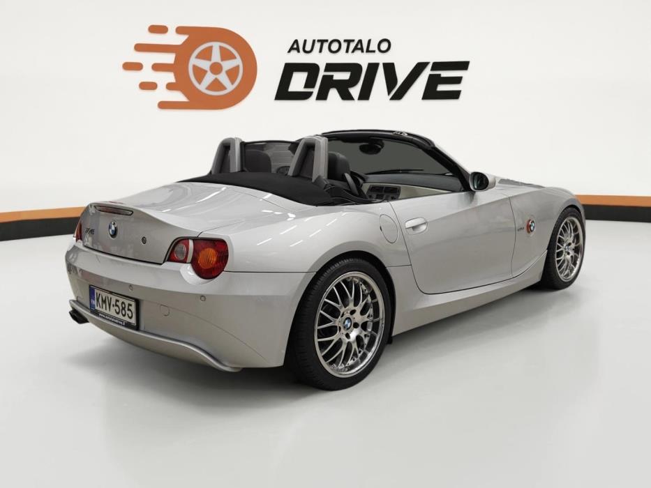 BMW Z4 2004