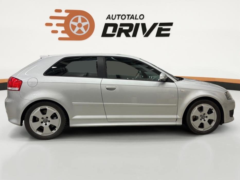 AUDI S3 2008
