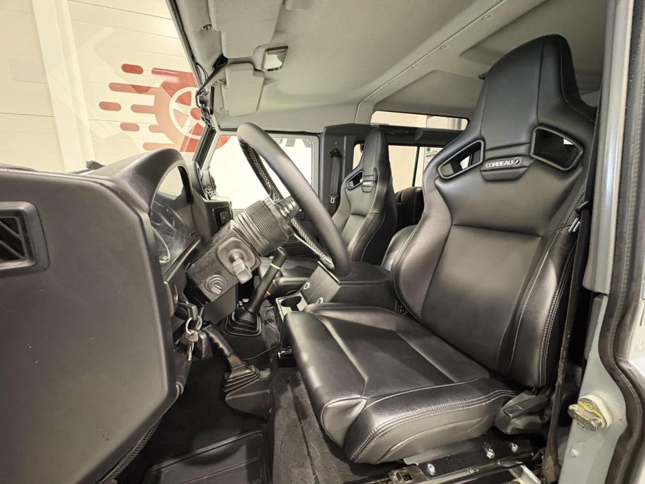 LAND ROVER Defender 2008