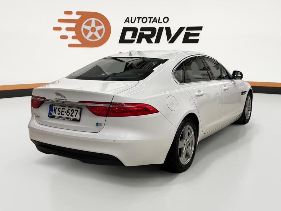 JAGUAR XF 2016