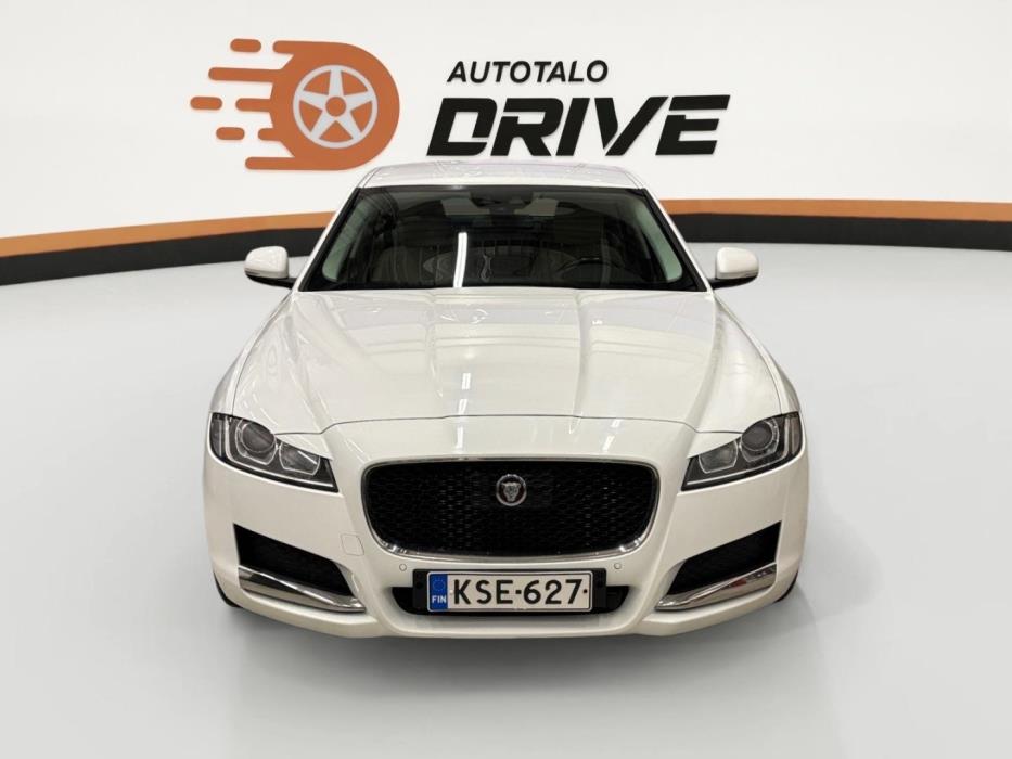 JAGUAR XF 2016