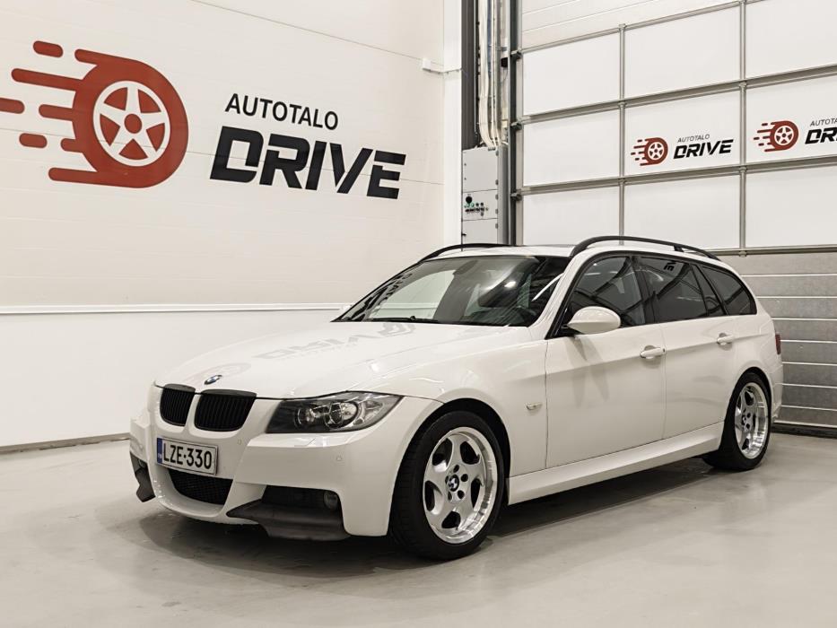 BMW 330 2008