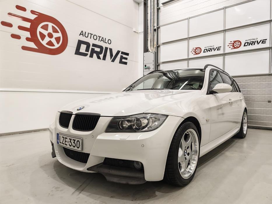 BMW 330 2008