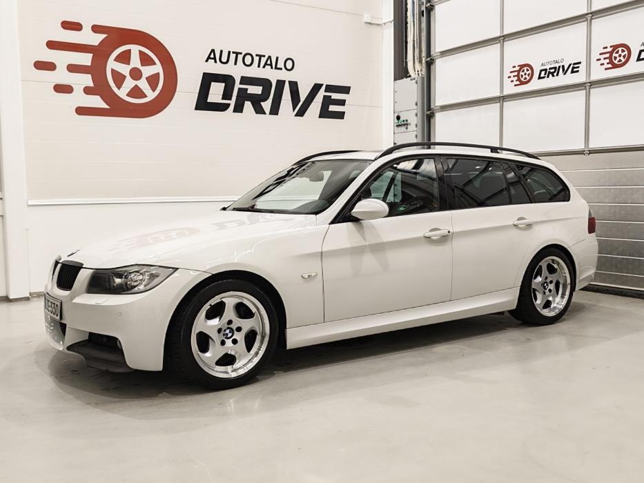BMW 330 2008