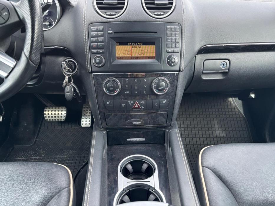 MERCEDES-BENZ ML 2011