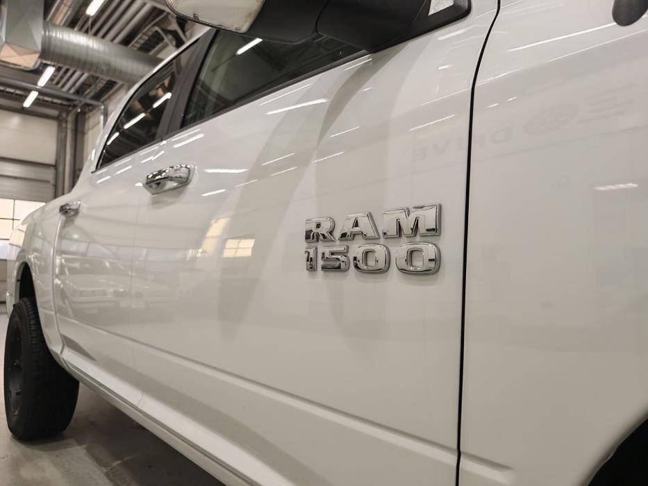 DODGE Ram 1500 2016