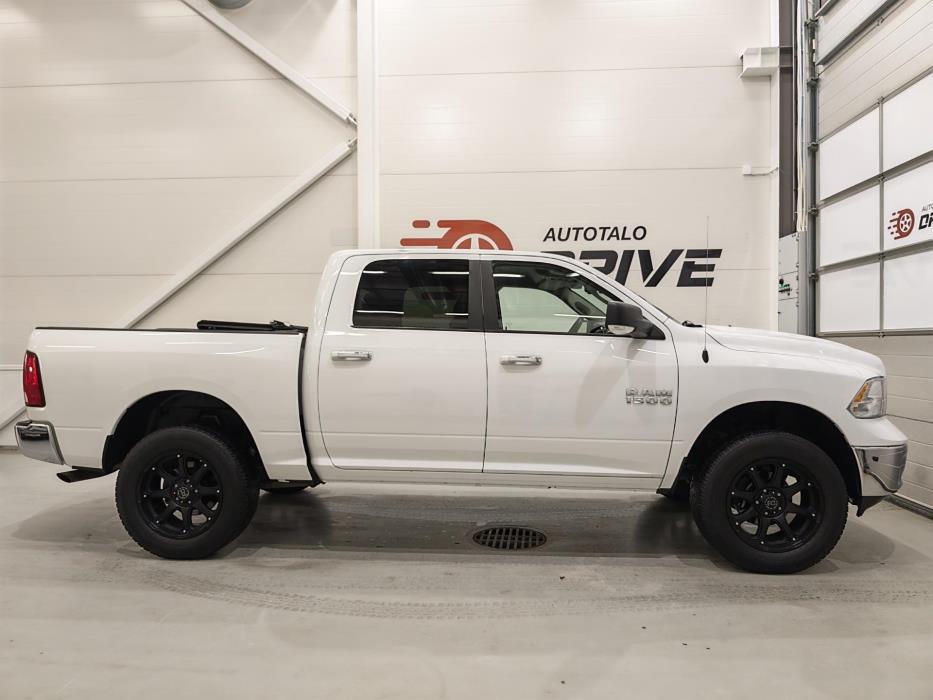 DODGE Ram 1500 2016
