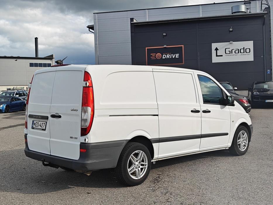 MERCEDES-BENZ Vito 2012