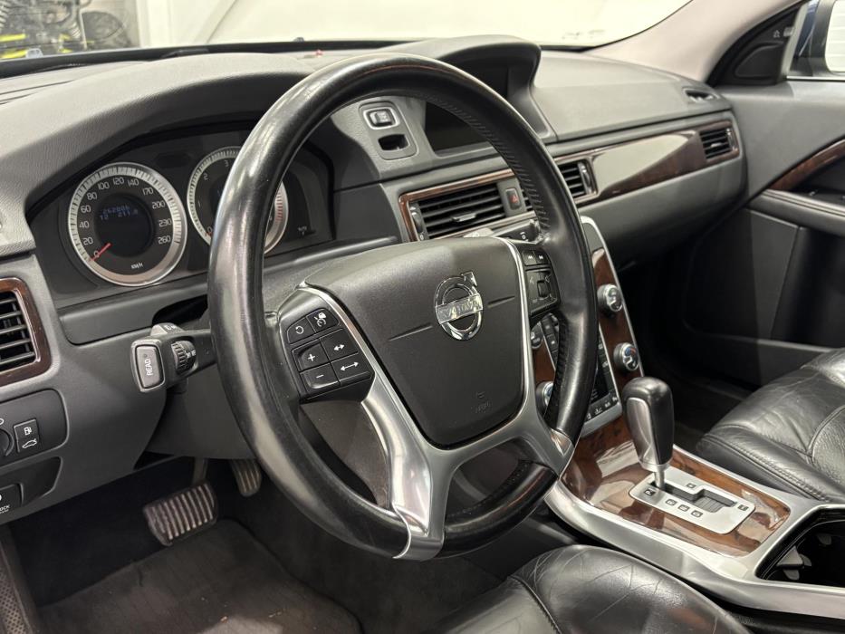 VOLVO S80 2013