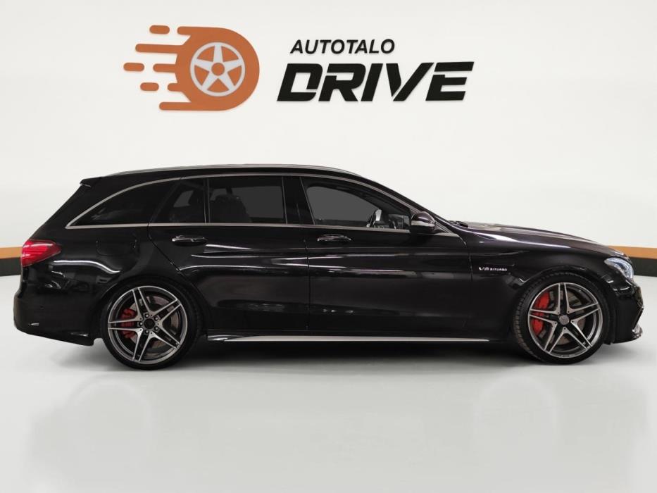 MERCEDES-BENZ C 63 AMG 2015