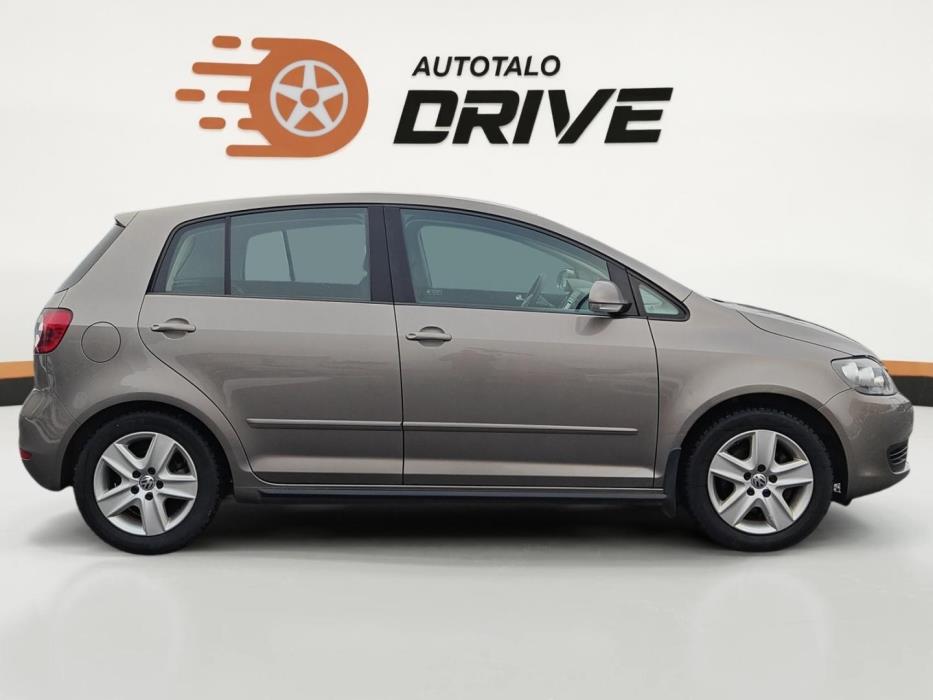 VOLKSWAGEN Golf Plus 2010