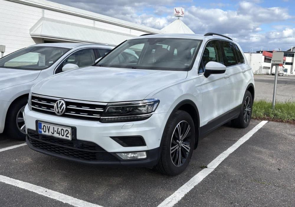 VOLKSWAGEN Tiguan 2016