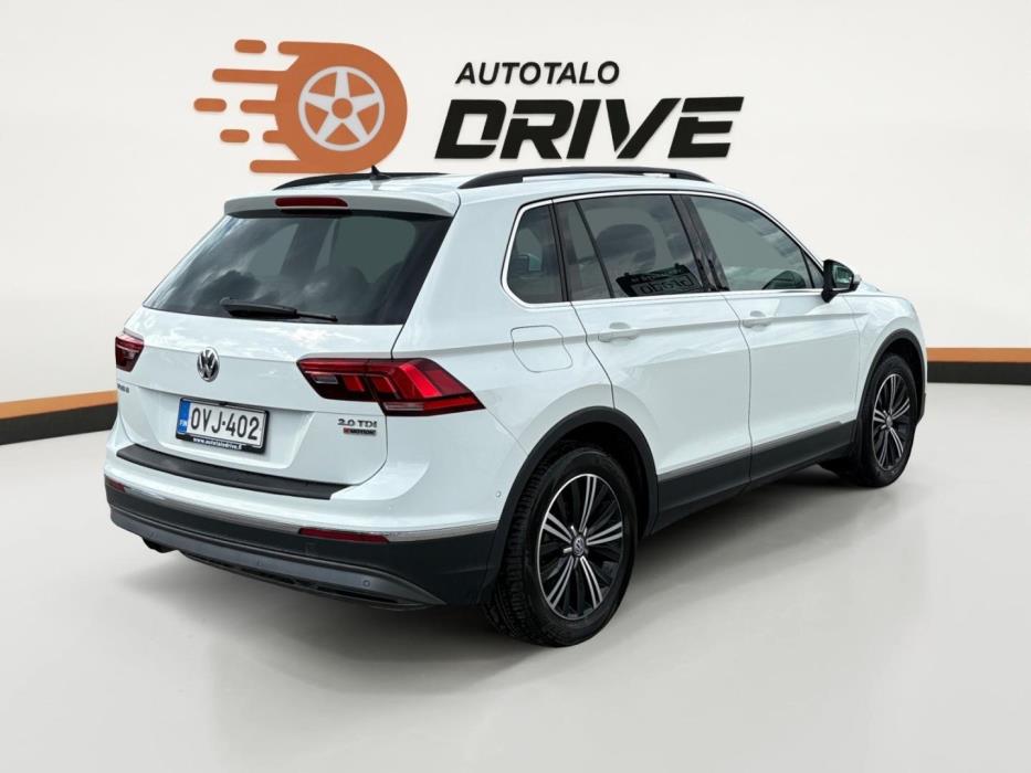VOLKSWAGEN Tiguan 2016