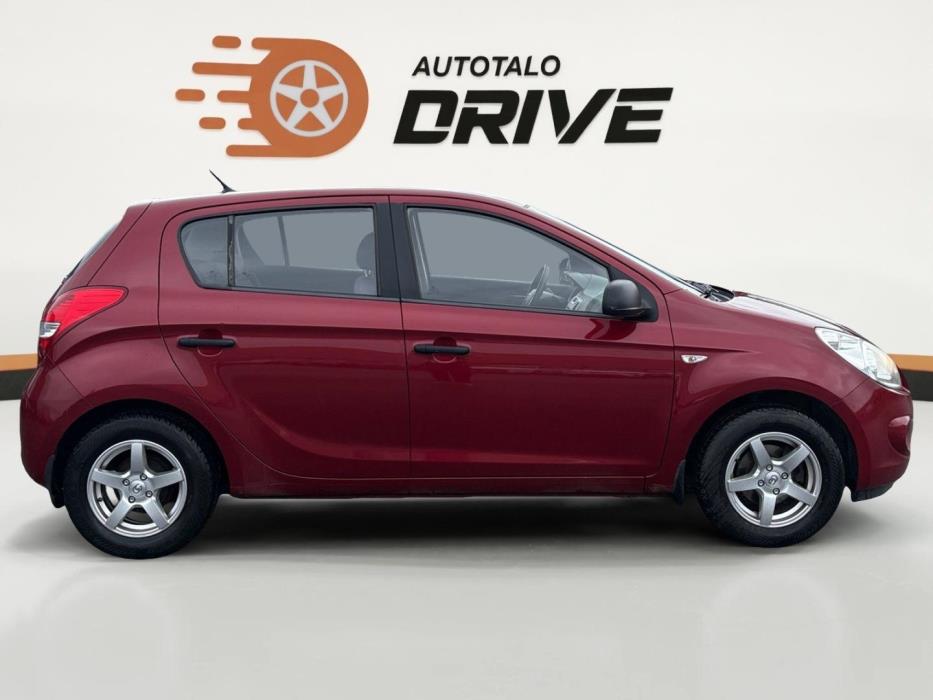 HYUNDAI i20 2010