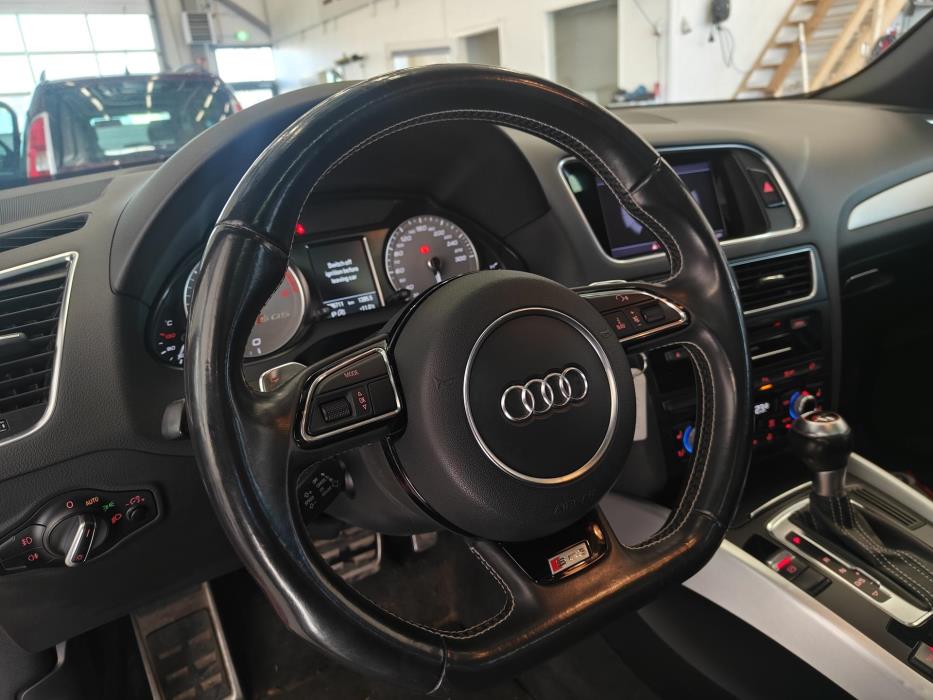 AUDI SQ5 2016