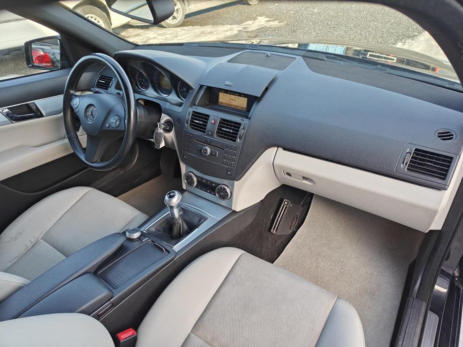 MERCEDES-BENZ C 2010