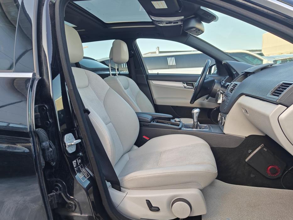 MERCEDES-BENZ C 2010