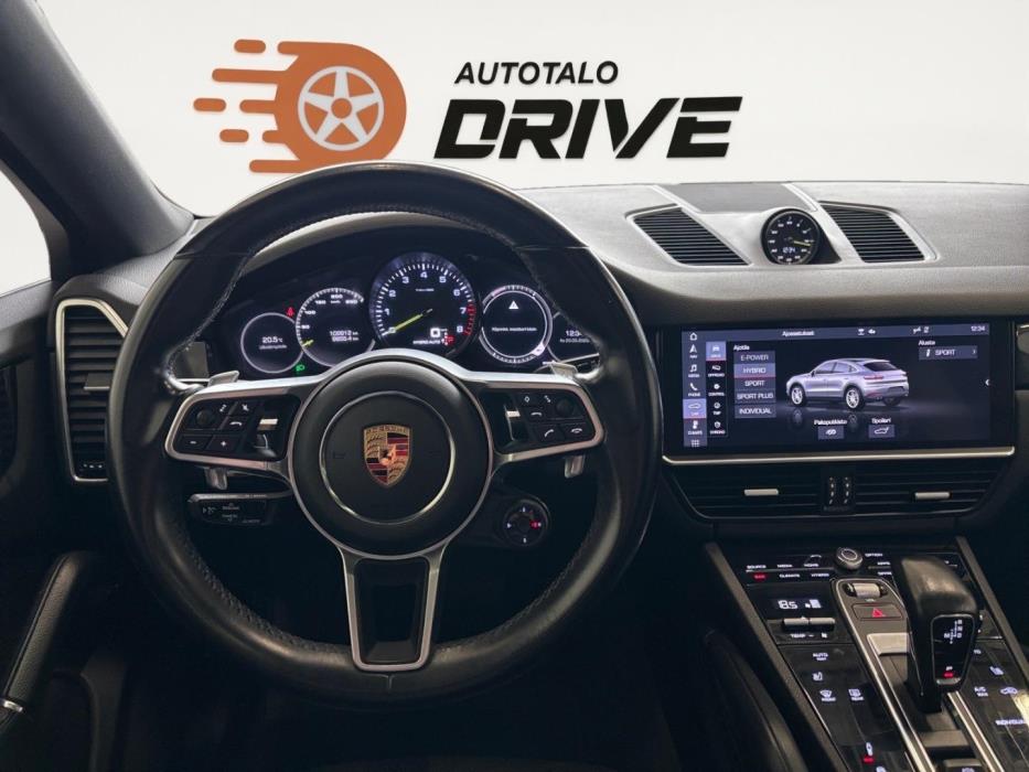 PORSCHE Cayenne 2020