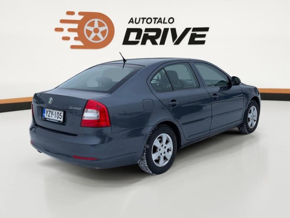 SKODA Octavia 2011
