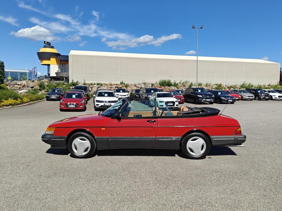 SAAB 900 1988