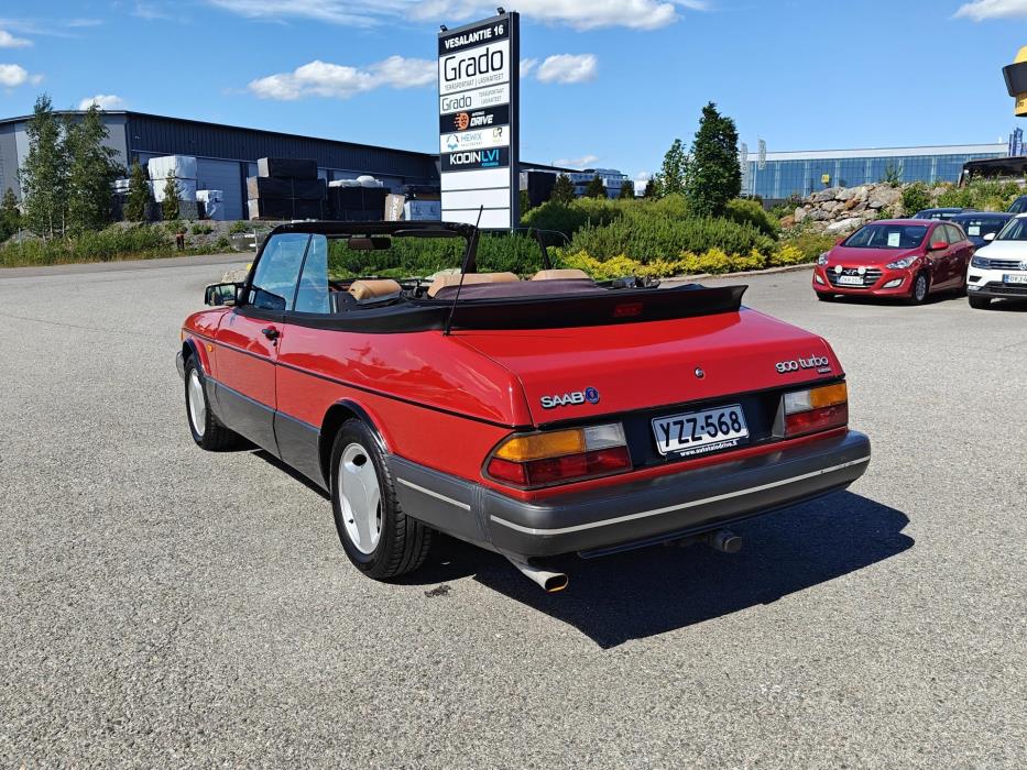 SAAB 900 1988