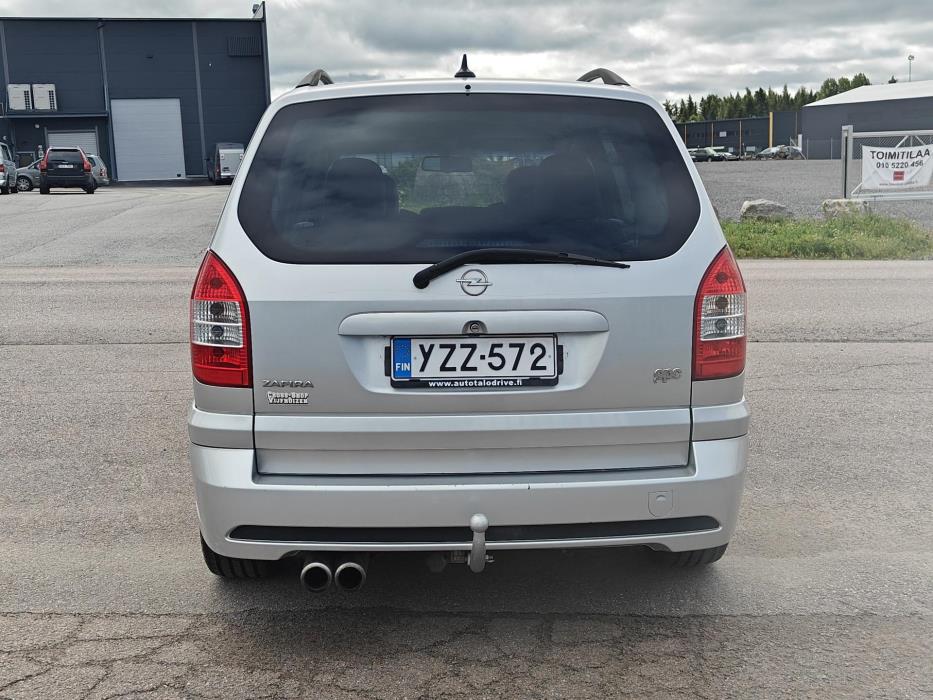 OPEL Zafira 2004