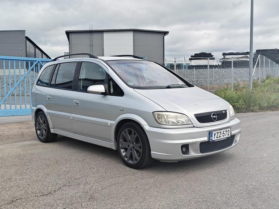 OPEL Zafira 2004