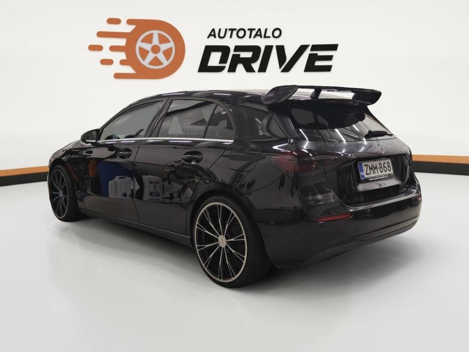 MERCEDES-BENZ A 2019