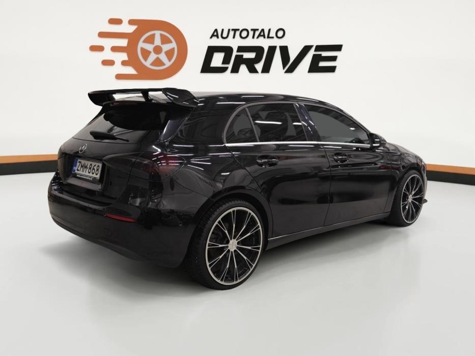 MERCEDES-BENZ A 2019