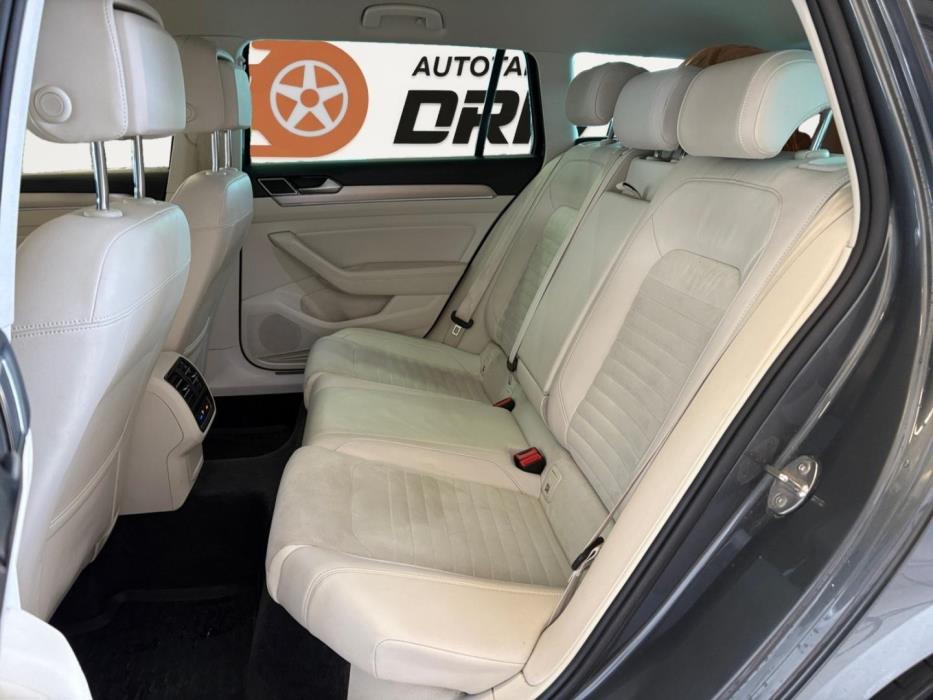 VOLKSWAGEN Passat 2016