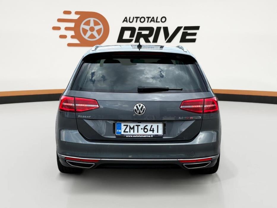 VOLKSWAGEN Passat 2016