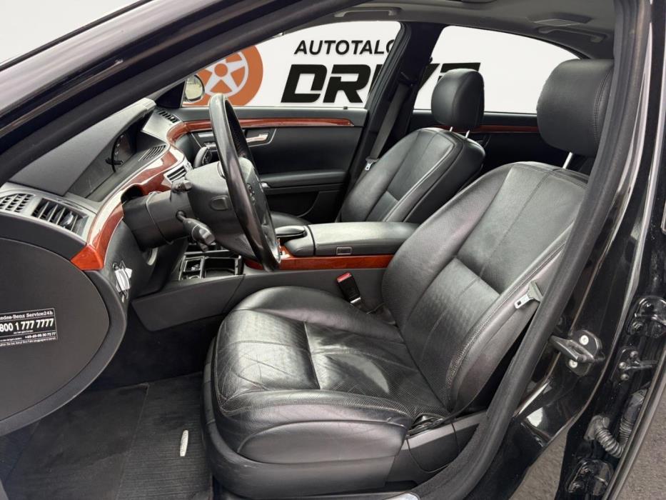 MERCEDES-BENZ S 2006