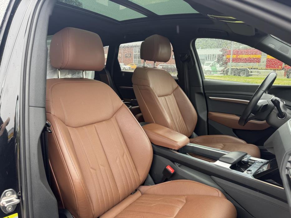 AUDI Q8 e-tron 2023