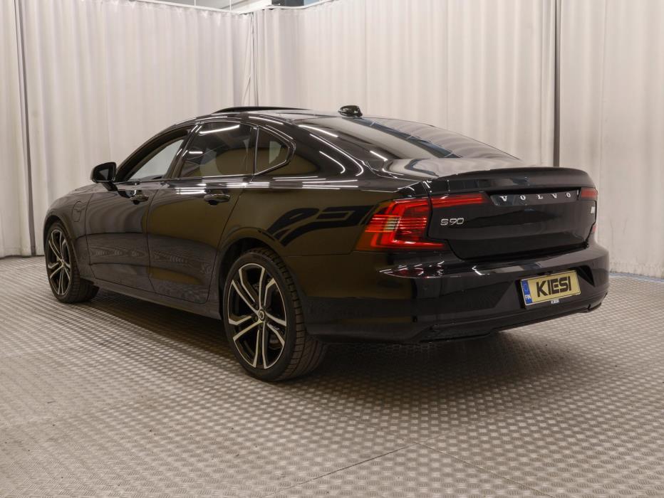 VOLVO S90 2024