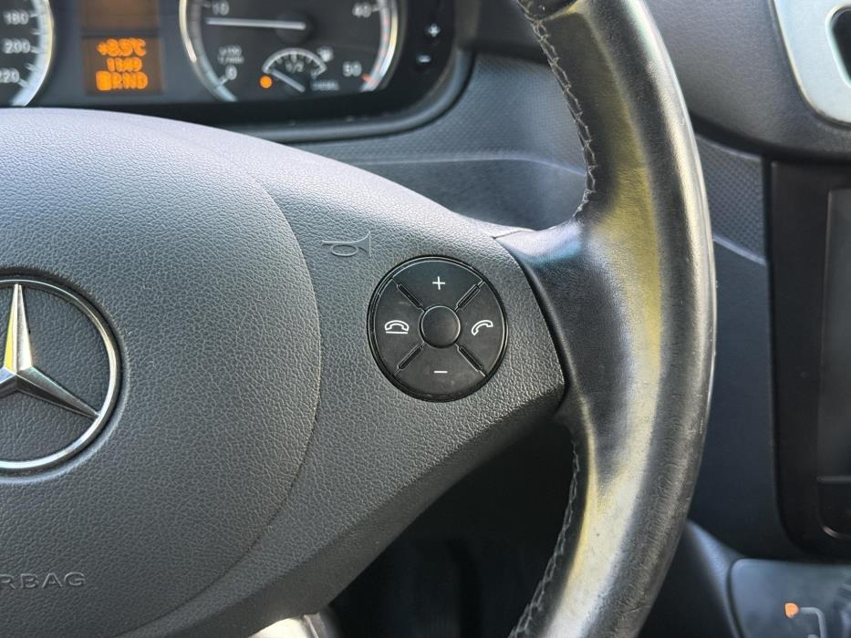 MERCEDES-BENZ Vito 2011