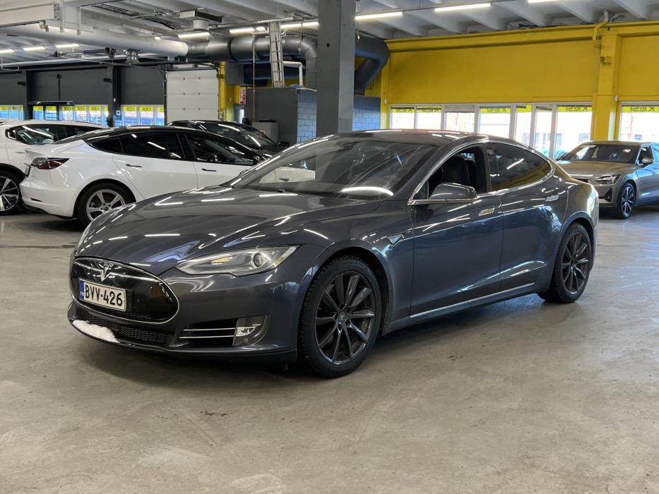 TESLA Model S 2016